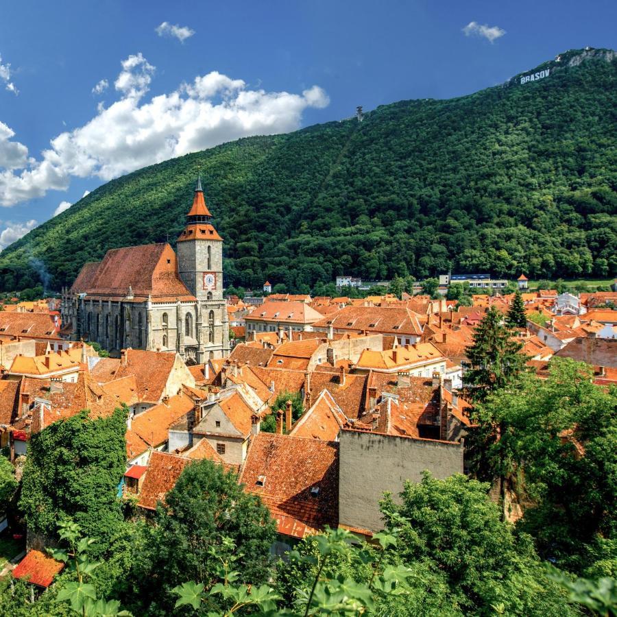 Charming Apartment - Heart Of Brasov Poarta Schei Esterno foto