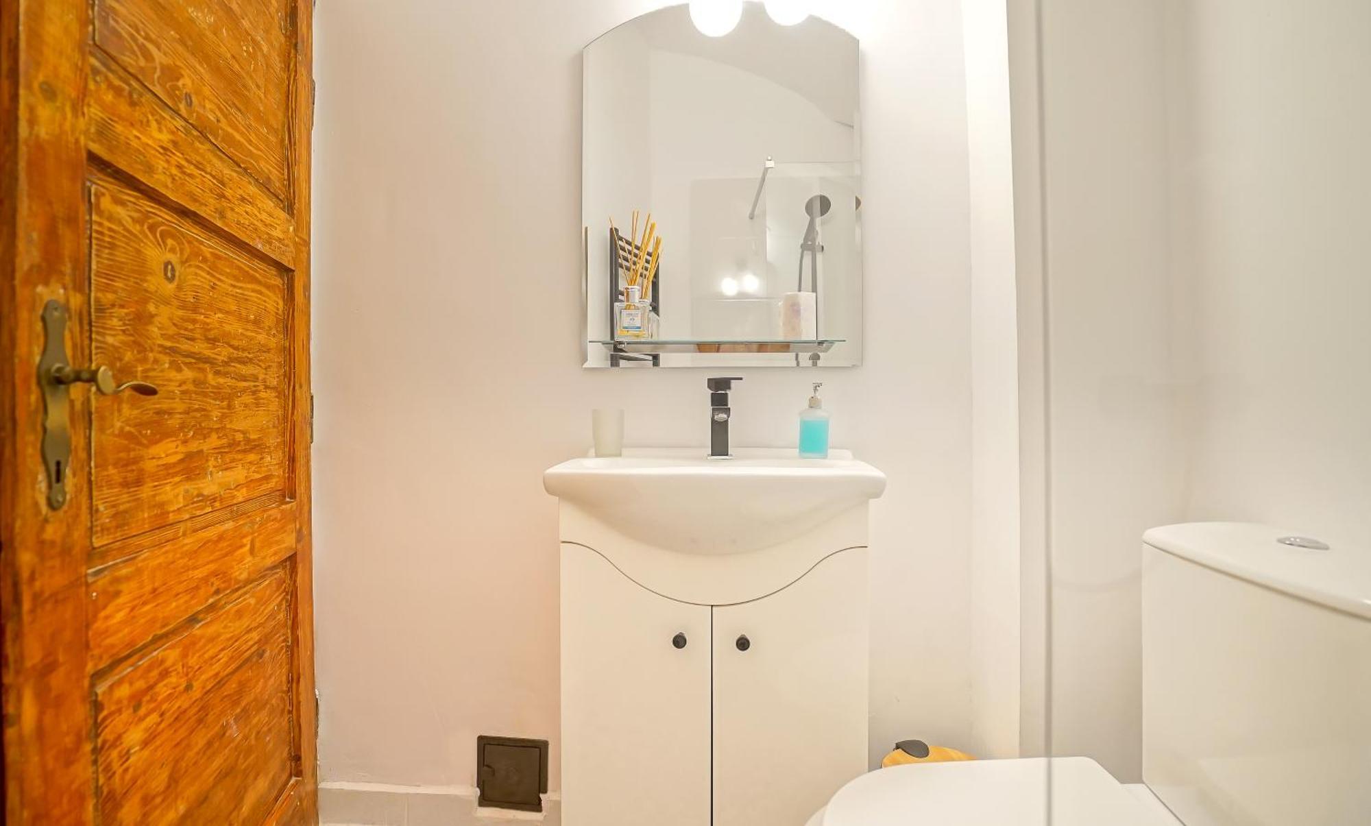 Charming Apartment - Heart Of Brasov Poarta Schei Esterno foto